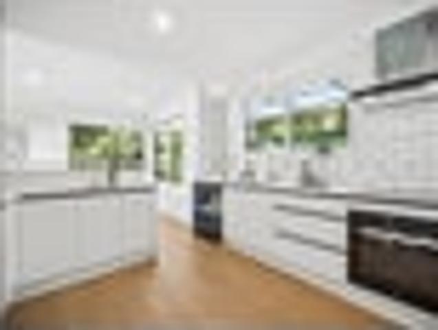 Freehold, Free Standing & Renovated