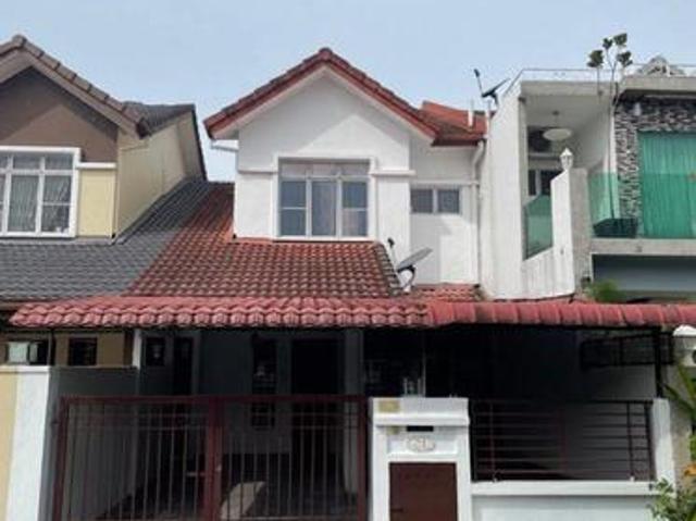 FREEHOLD FULL LOAN Taman Pinggiran USJ 3 Double Storey Subang Jaya