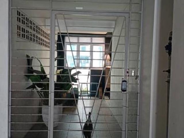 Freehold Fully Furnished