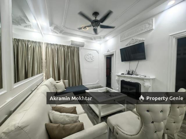 Freehold, Fully Furnished, Fully Renovated & 2 Parking | Ascotte Boulevard Condominium, Semenyih