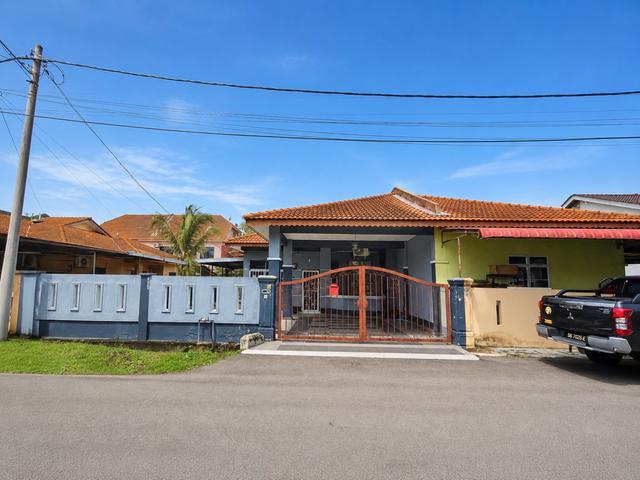 FREEHOLD FULLY FURNISHED Semi D Tmn Seri Tanjung Tg KlingMelaka