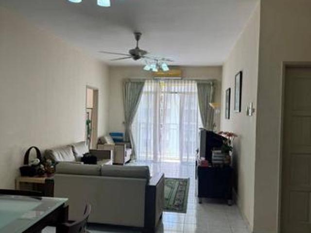 FREEHOLD Fully Furnished Ready for Move In