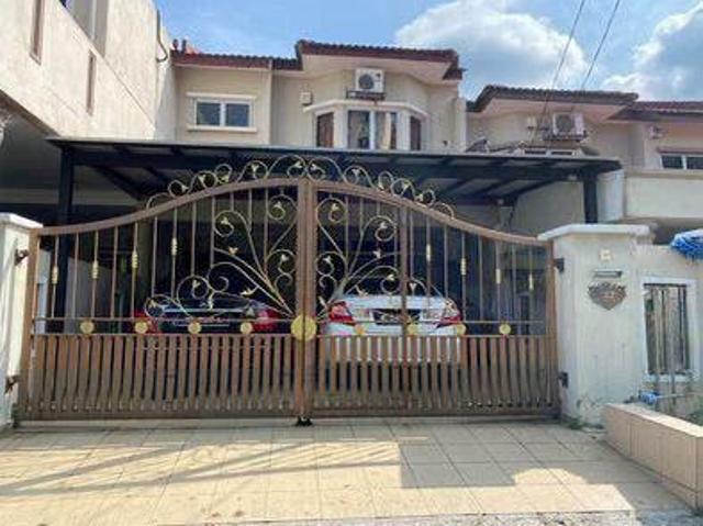 FREEHOLD FULLY RENOVATED Double Storey Taman Bukit Ria Kajang