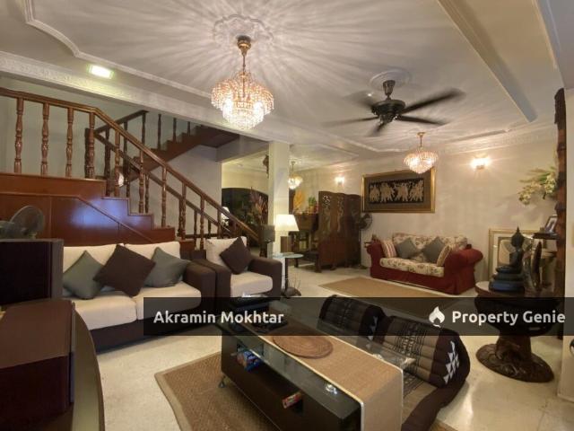 FREEHOLD & FULLY RENOVATED | TAMAN BUKIT JOBINA 3 STOREY TERRACE