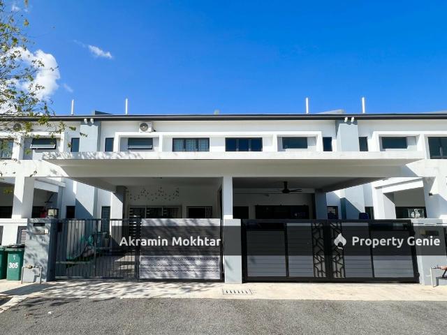 FREEHOLD, GATED & GUARDED | Double Storey Woodbury Mahkota Hill Gated n Guarded