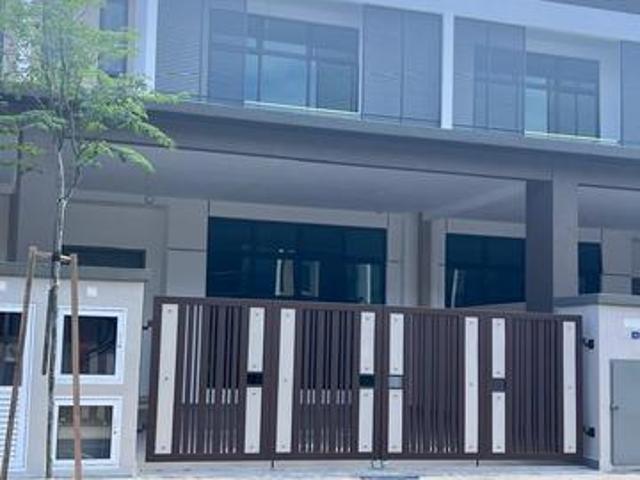 FREEHOLD GATED GUARDED Terrace For Sale Bertam Heights Melaka