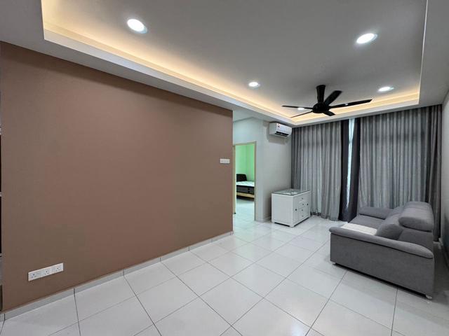 FREEHOLD Grand Residence Condo Taman Merak Mas Bukit Baru Ayer Keroh