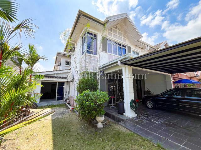 FREEHOLD GUARDED 3225ft Semi Detach House Laman 2 Seri Putra Bangi