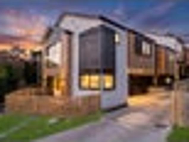 Freehold Homes with 10 Year Warranty