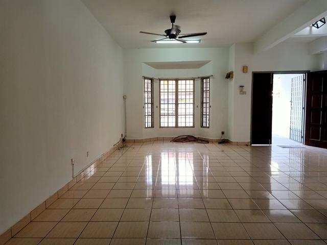 Freehold House For Sale at Medan Idaman Setapak near amenities