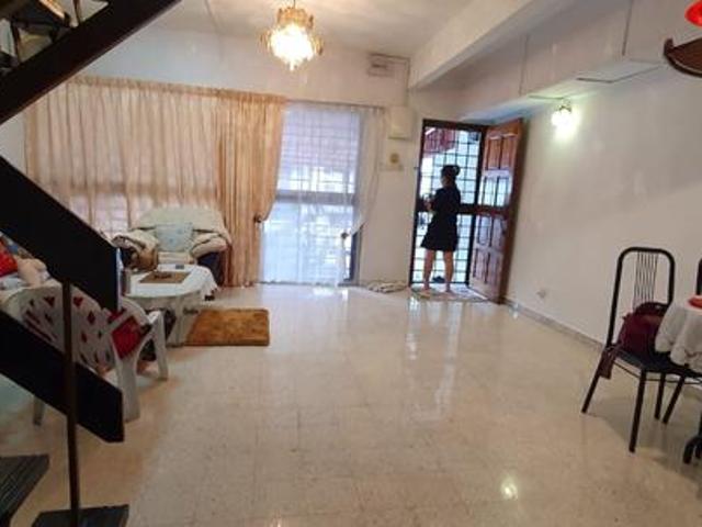 Freehold House For Sale at Sri Gombak Batu Caves near park shops
