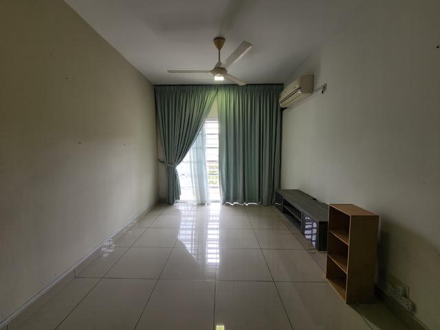 FREEHOLD Kondominium Saujana Aster Condominium Presint 11