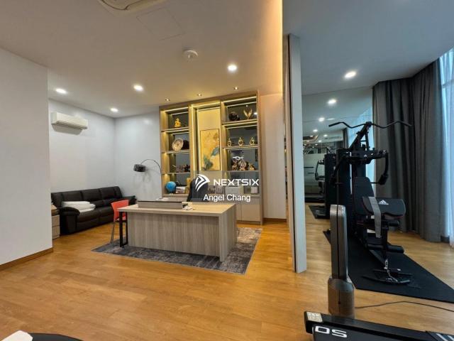 FREEHOLD Klebang 8 Condo Lvl 18 3xxk