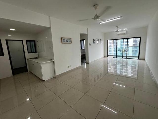 Freehold Landmark 2 Residence 2 CP Mid Floor Sg Long