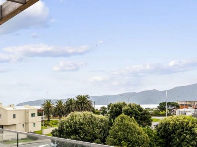 Freehold Luxury Apartment BEO $1,245,000