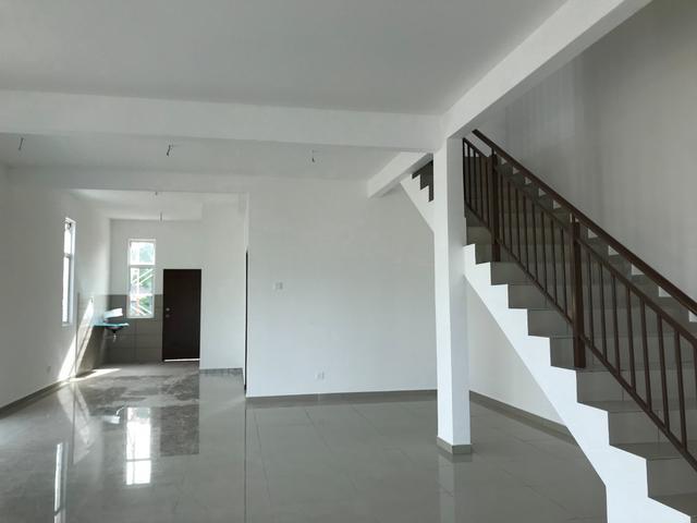 Freehold Mcl Double Storey Town near kota Melaka Limbongan Klebang