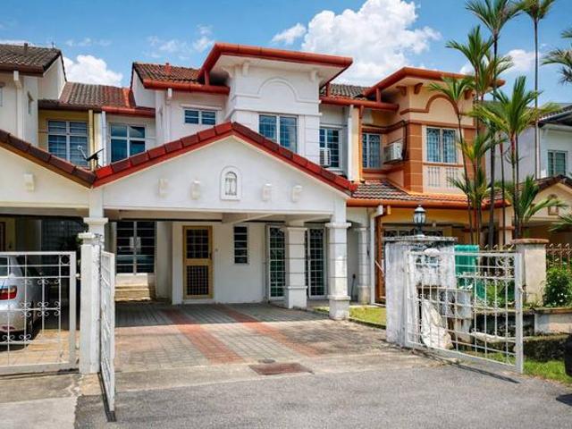FREEHOLD NEAR LRT USJ 20 Subang Jaya Double Storey Usj20