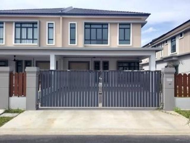 FREEHOLD NEW 2 storey Cluster Bandar Botani Parkland Jasin Melaka