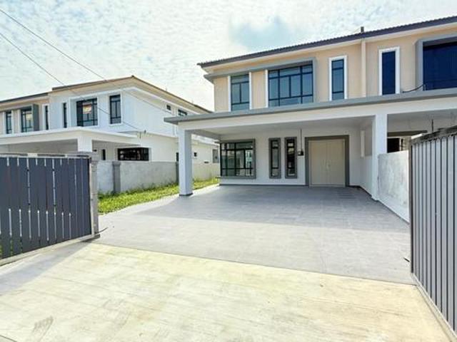 FREEHOLD NEW HOUSE Bandar Botani Parkland Jasin Double Storey Semi D