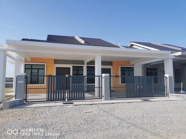 Freehold New Single Storey House High Hill nr Rumbia Cheng Melaka