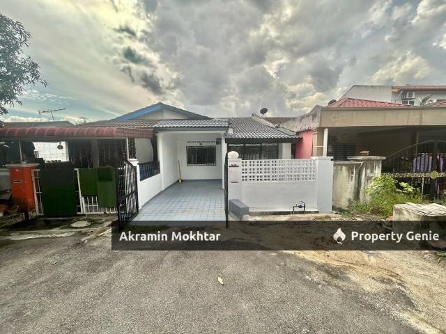 Freehold & New Refurbished | Single Storey, Bandar Rinching Seksyen 1 Semenyih