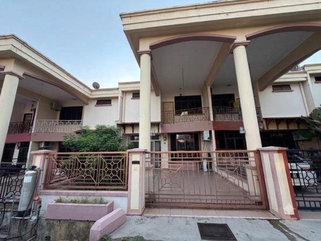 FREEHOLD NON BUMI Teres 2 Tingkat Taman Saujana Indah Bukit Katil
