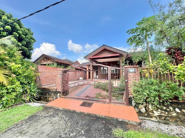 FREEHOLD OPEN Semi D setingkat Taman Tuanku Jaafar Senawang