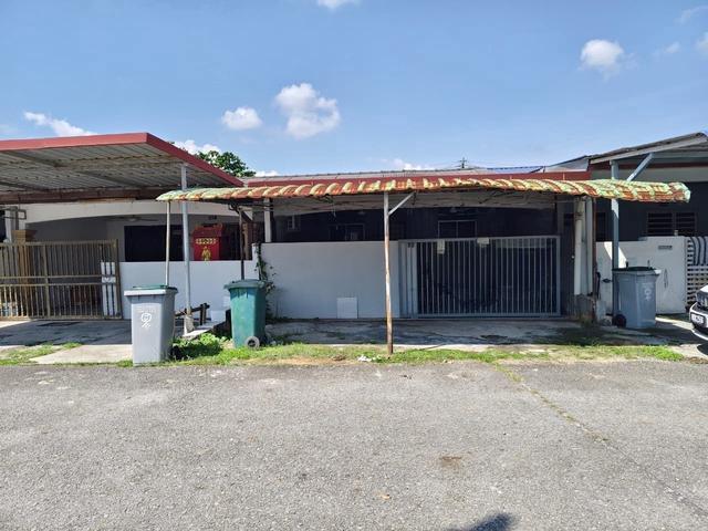Freehold Open Taman Angsamas teres setingkat untuk dijual