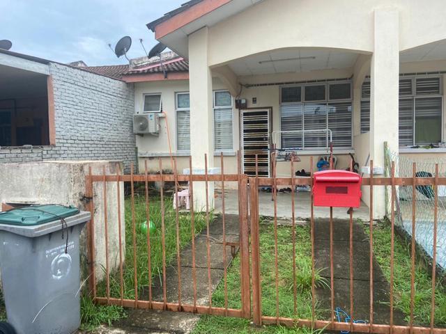 FREEHOLD OPEN Taman Lukut Makmur Lukut teres setingkat untuk dijual