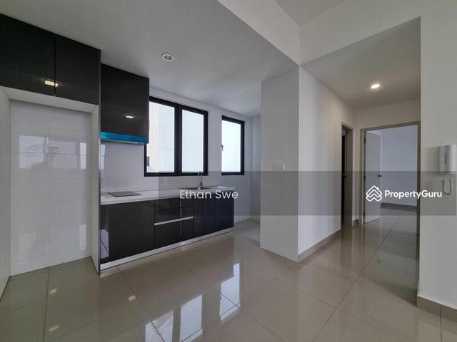 Freehold Panorama Residences Petaling Jaya Partially Furnished
