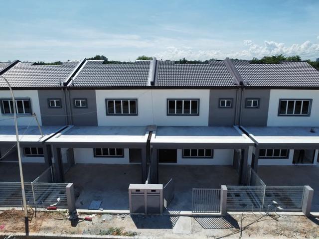 Freehold Paling Murah Double Storey Teres