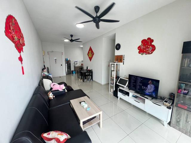 Freehold Parkland Residence For Sale