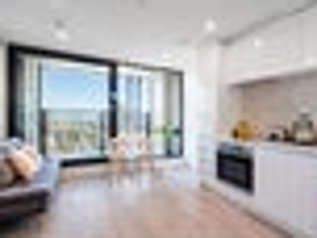 Freehold Penthouse Dual Key Two Rental Incomes