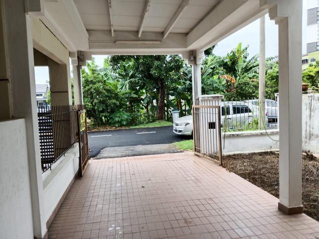 FREEHOLD Renovated 2Storey Terrace House Taman Kesidang Kampung 8 Sale