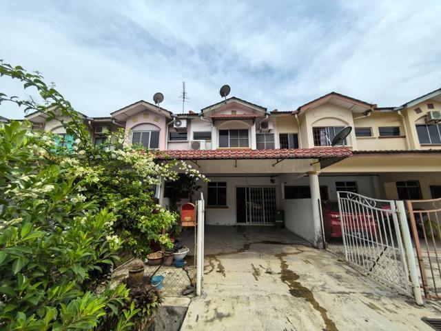 FREEHOLD Renovated Double Storey Terrace Bukit Ubi Kuantan
