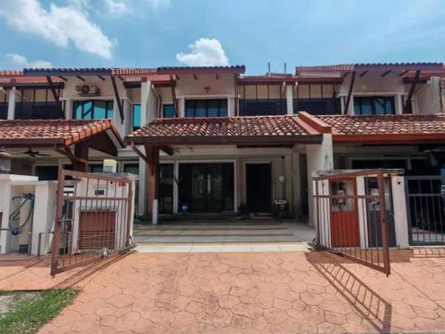 Freehold Renovated Double Storey Setia Alam Sari Bangi