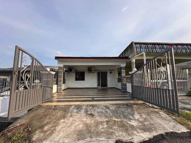 Freehold Renovated Single Storey Terrace Taman Dusun Jaya Semenyih
