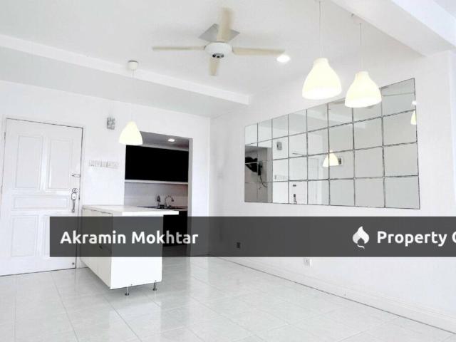 FREEHOLD, RENOVATED & SPACIOUS UNIT | ANGGERIK VILLA 2, KAJANG
