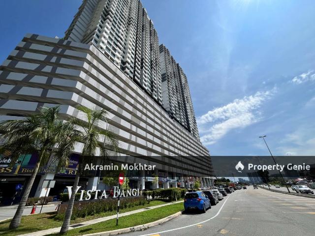 Freehold, Renovated & Partially Furnished | Vista Bangi Serviced Apartment, Jalan Reko, Kajang