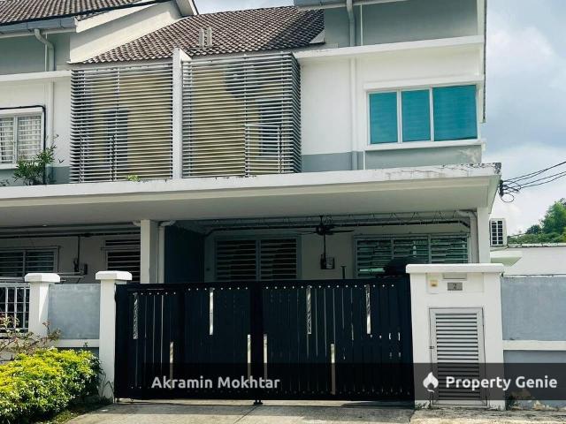 Freehold, Renovated & Partially Furnished | Double Storey Corner Taman Salak Perdana Salak Tinggi Sepang