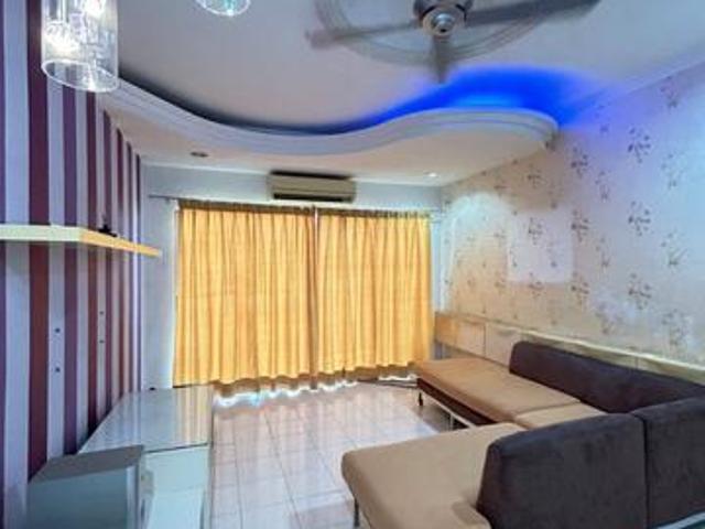 Freehold Renovated VISTA INDAH PUTRA KLANG APARTMENT FOR SALE
