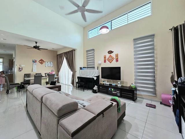 FREEHOLD RENOVATEDFurnished Limited Long Land Bungalow Paya Rumput