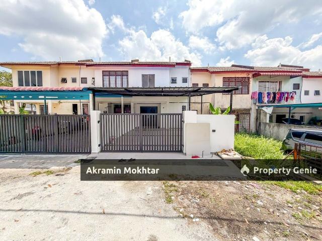 Freehold & Refurbished | Double Storey Terrace Taman Bakawali, Bukit Sentosa