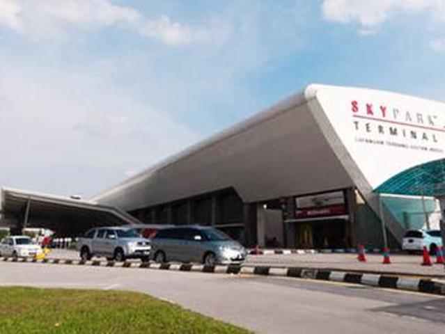 FREEHOLD RM1K mth Near Subang Airport 2R 2CP 5 min to DASH KD