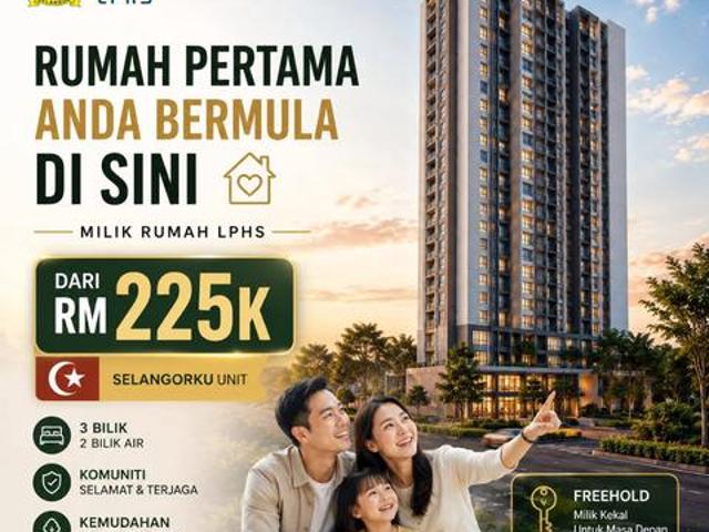 FREEHOLD RSKU Near Subang Airport 2 R 2 CP 100 loan 5 min DASH