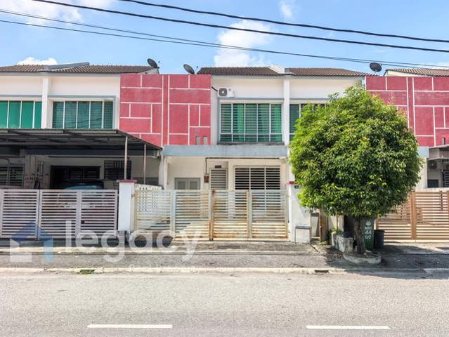 FREEHOLD Rumah Teres 2 Tingkat Untuk Dijual Di Taman Klebang Putra