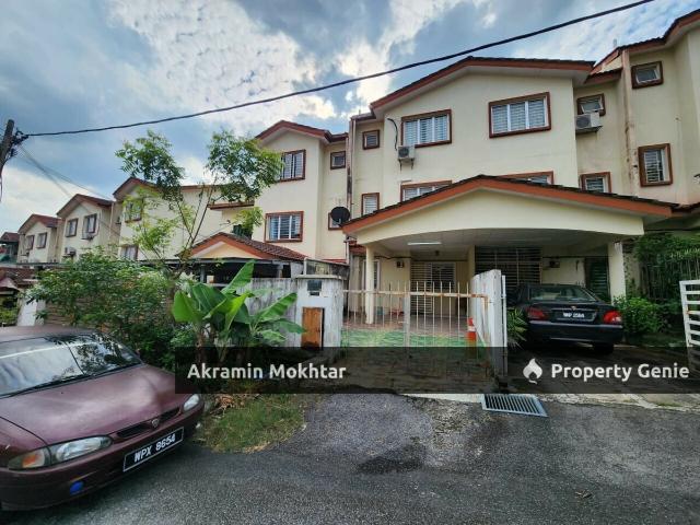 Freehold & Semi Furnished | 2.5 Storey Terrace House Taman Bukit Permata Seri Gombak Batu Caves Selangor