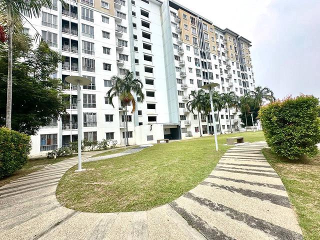 FREEHOLD Seri Baiduri Apartment Setia Alam BASIC UNIT BOLEH RENO