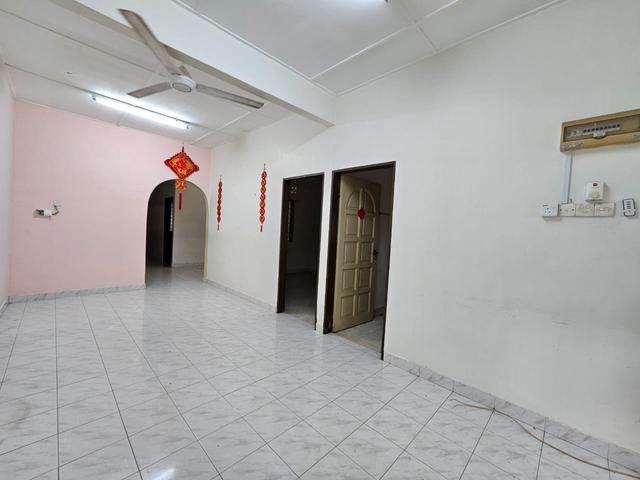 Freehold single storey Extended house Taman Datuk Palembang bkt baru