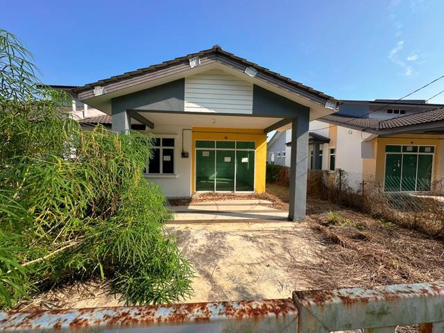 Freehold Single Storey SemiD Taman Sri Ehsan Kluang Seri Ehsan